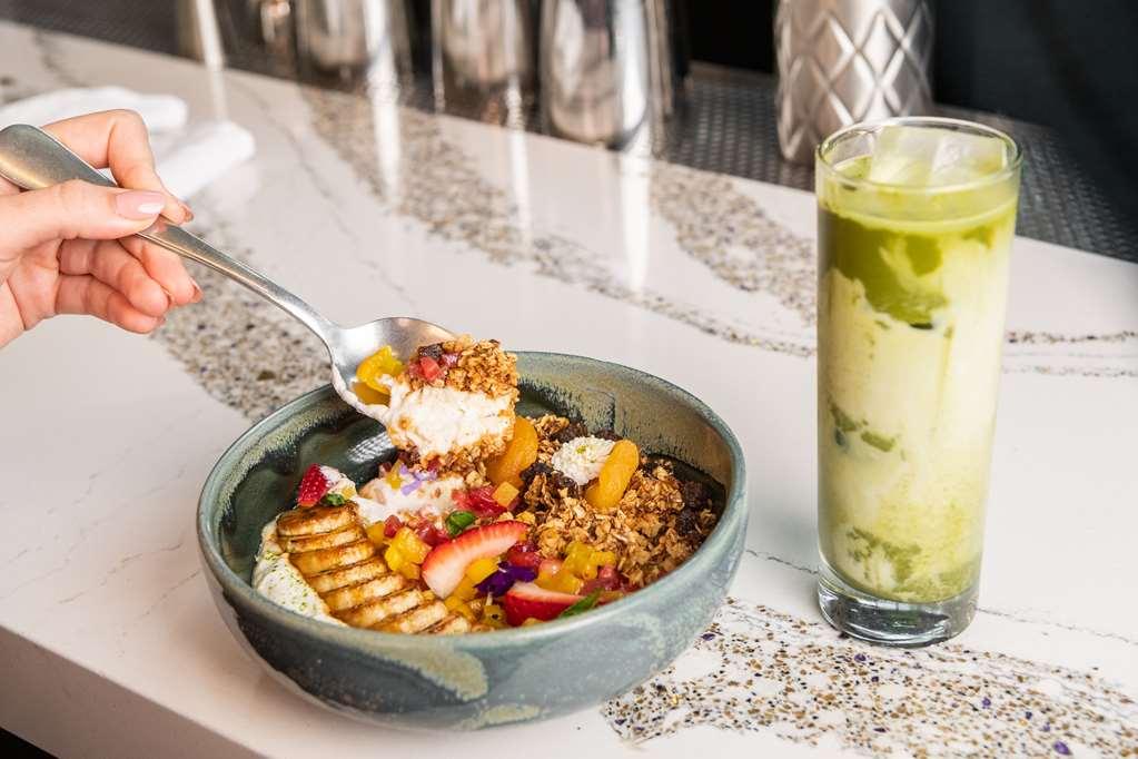 Yotelpad Miami Restaurant photo